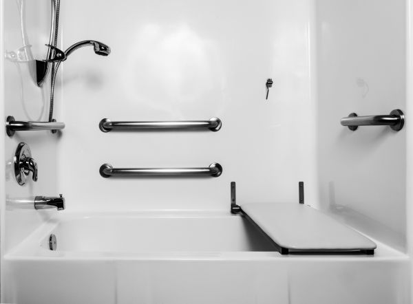 Accessible Tub Installation in Greenwood