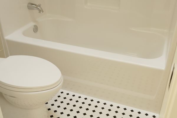 Fiberglass Tub Replacement in Greenwood